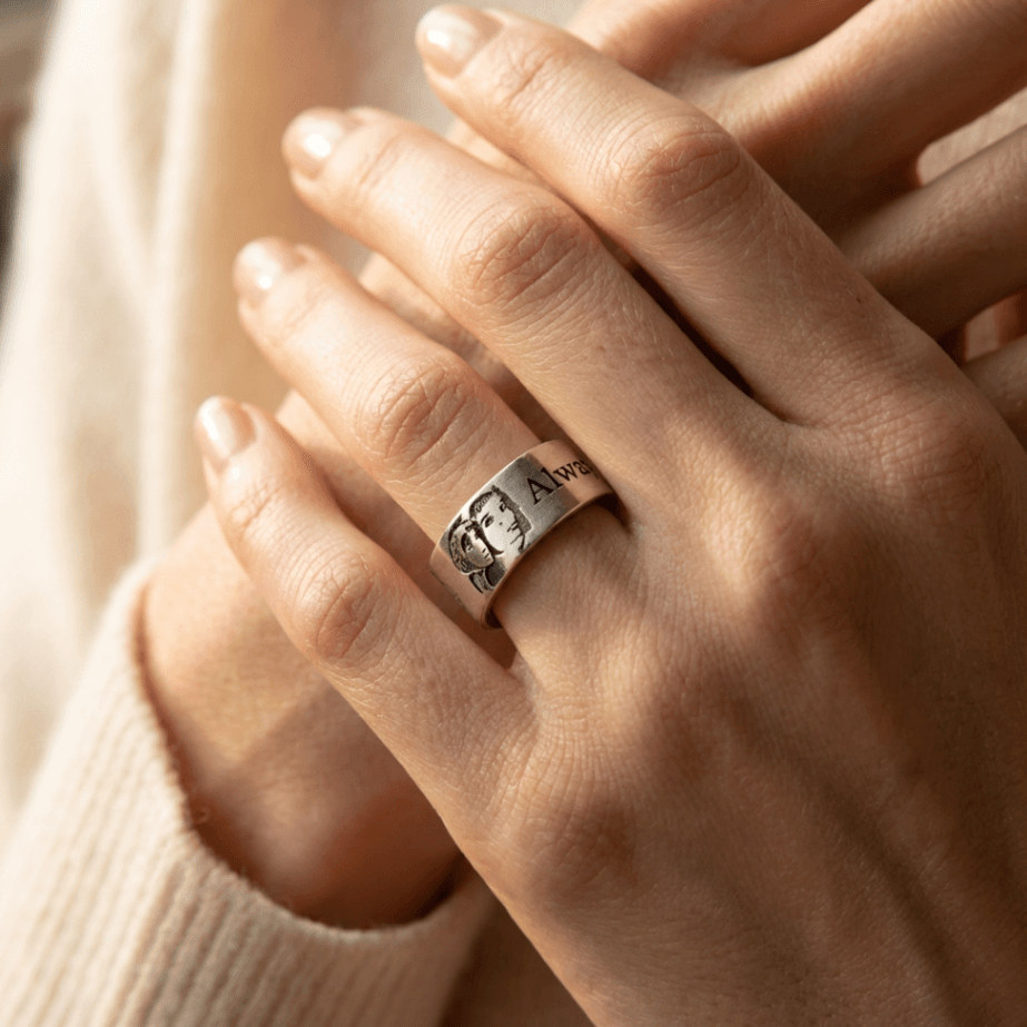 Custom Portrait Ring in 999 Sterling Silver – Personalized Pet & Family Photo Engraved Ring - Image 3